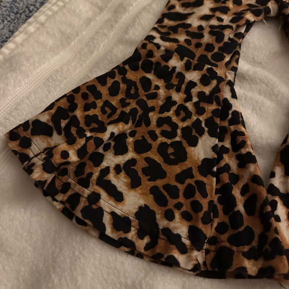 Dash of Glitter manager scene Christmas 2 piece outfit flare legs XS cheetah - Picture 3 of 10